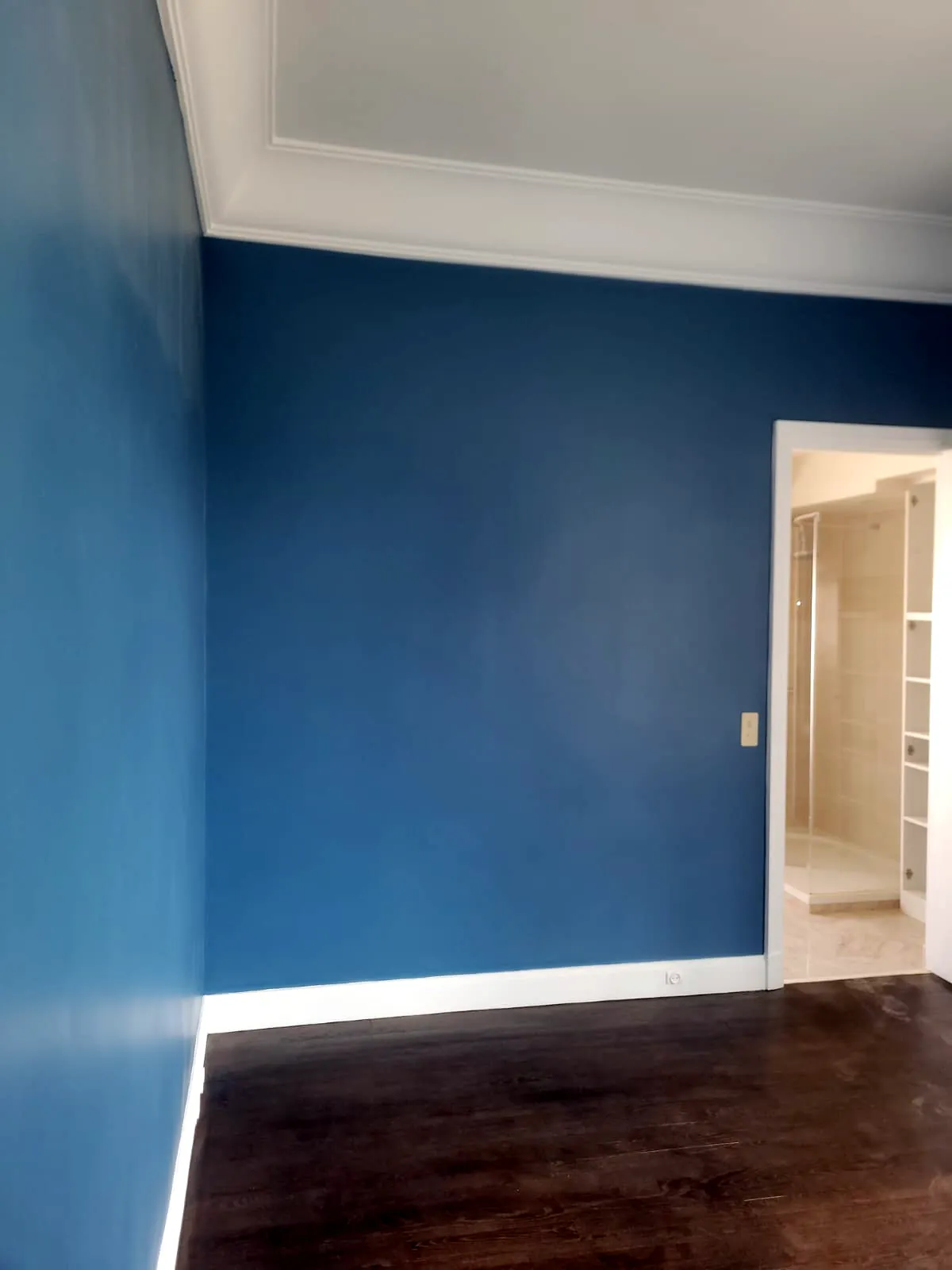 Peinture — chantier intérieur en Île-de-France
