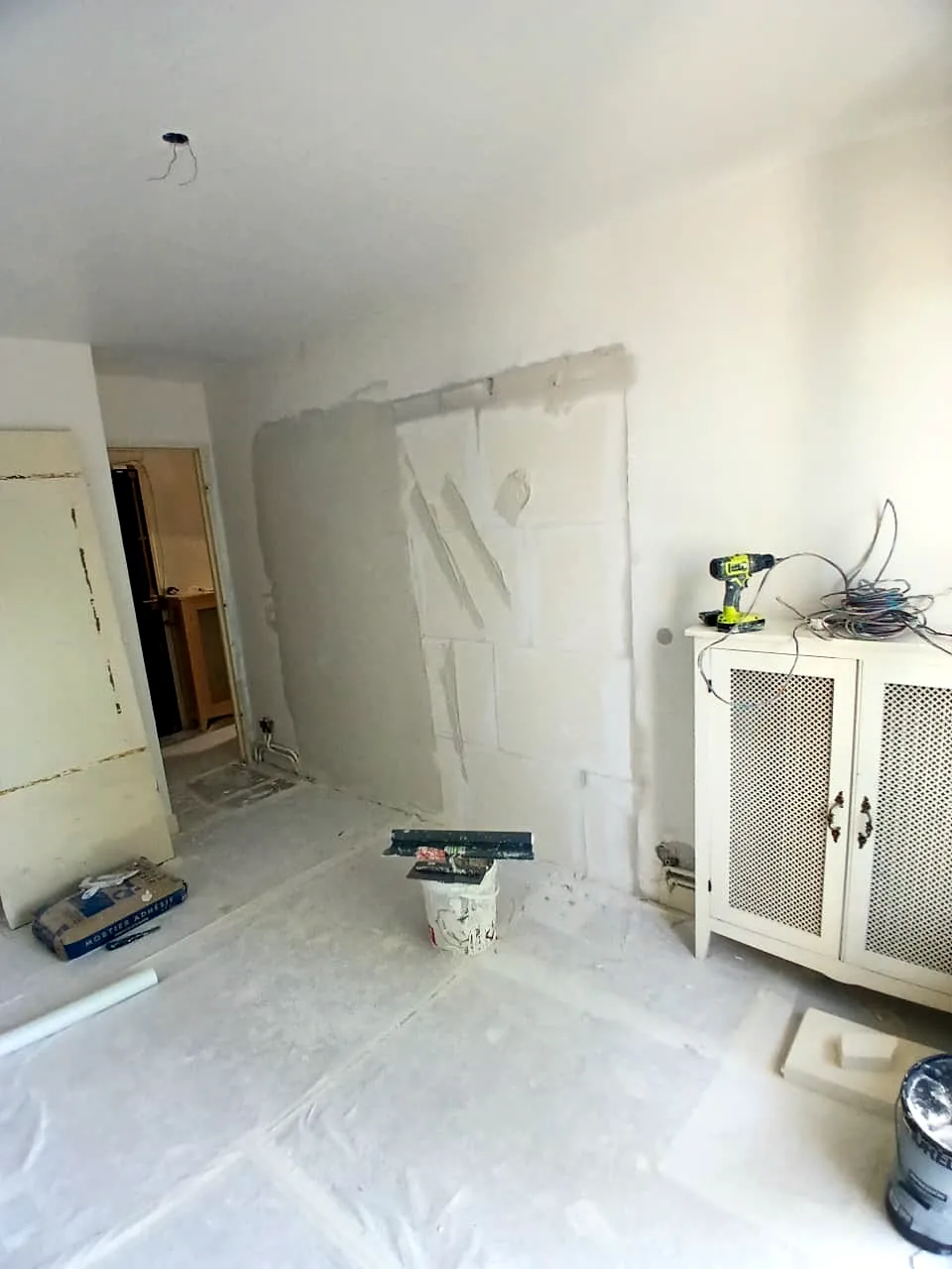 Plaquiste — chantier intérieur en Île-de-France