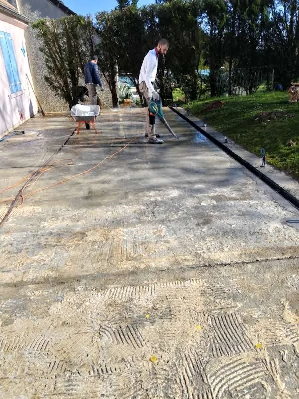 Fondation — chantier extérieur en Île-de-France