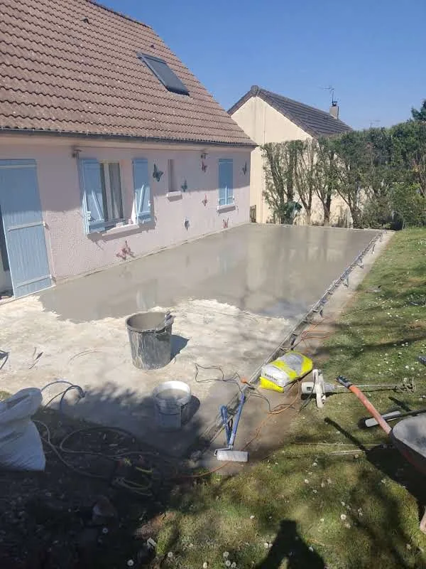 Fondation — chantier extérieur en Île-de-France