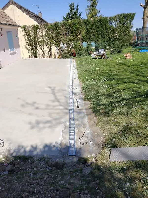 Fondation — chantier extérieur en Île-de-France