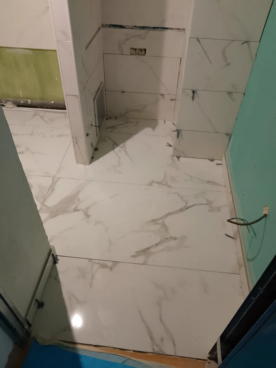 Carrelage — chantier intérieur en Île-de-France